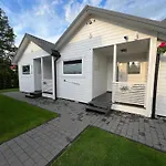 Comfortable Homes With Air Conditioning Dabki