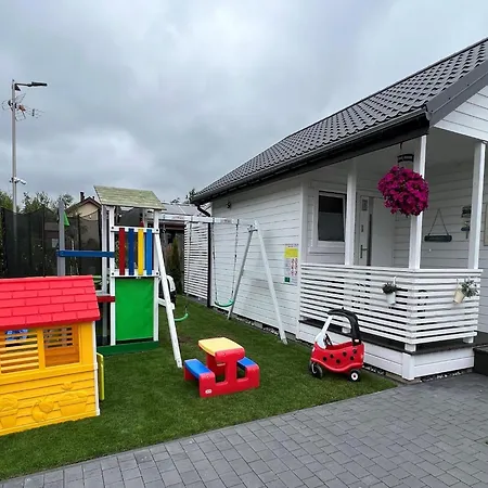 Дом отдыха Comfortable Homes With Air Conditioning Домбки